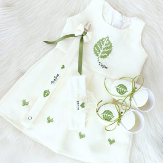 Kişiye Özel İsimli Pileli Bebek Elbisesi, Ayakkabı, Saç Bandı ve Emzik Askısı Seti - Defne